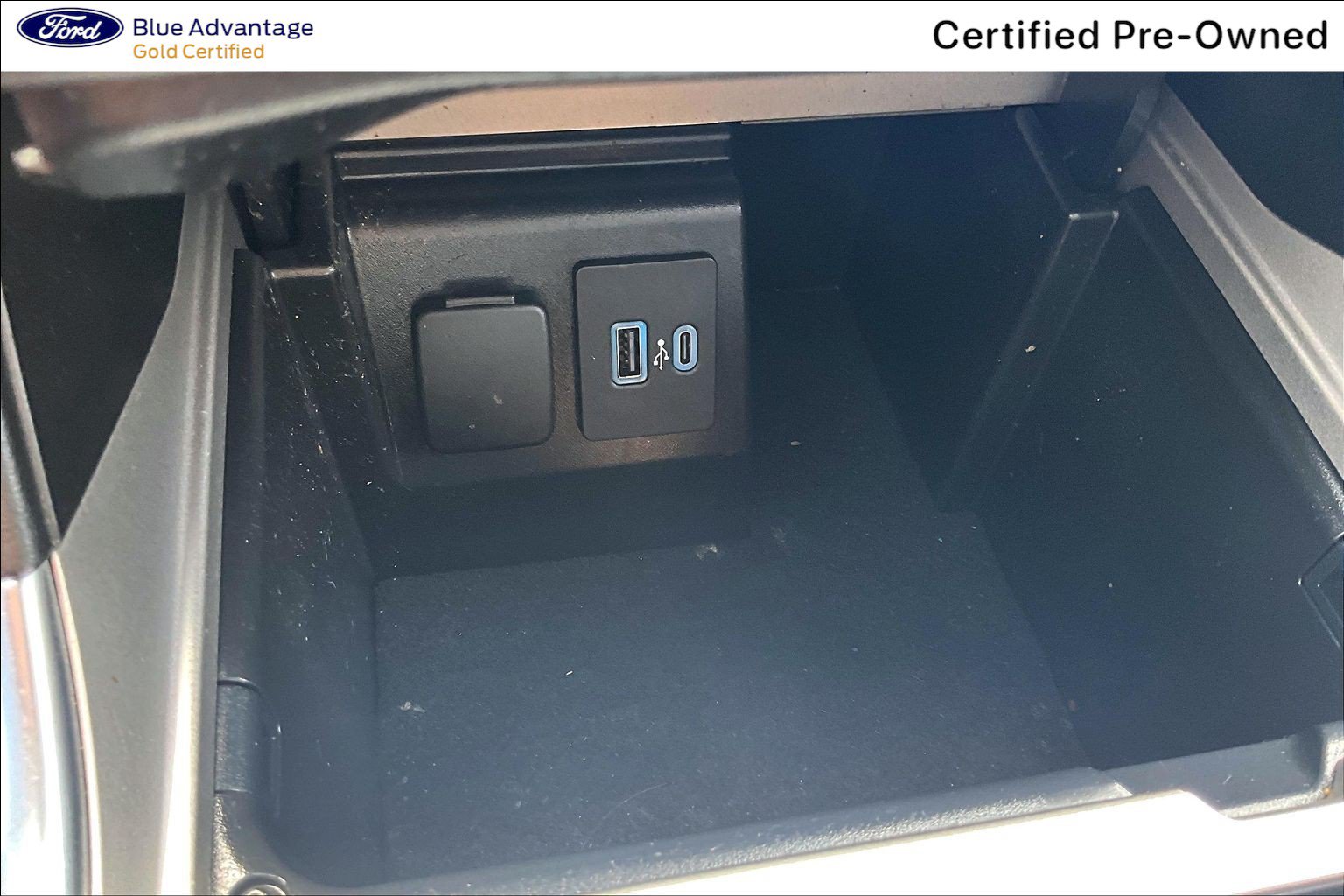 Certified 2023 Ford Explorer XLT w/ Equipment Group 202A AWD/4WD image 33