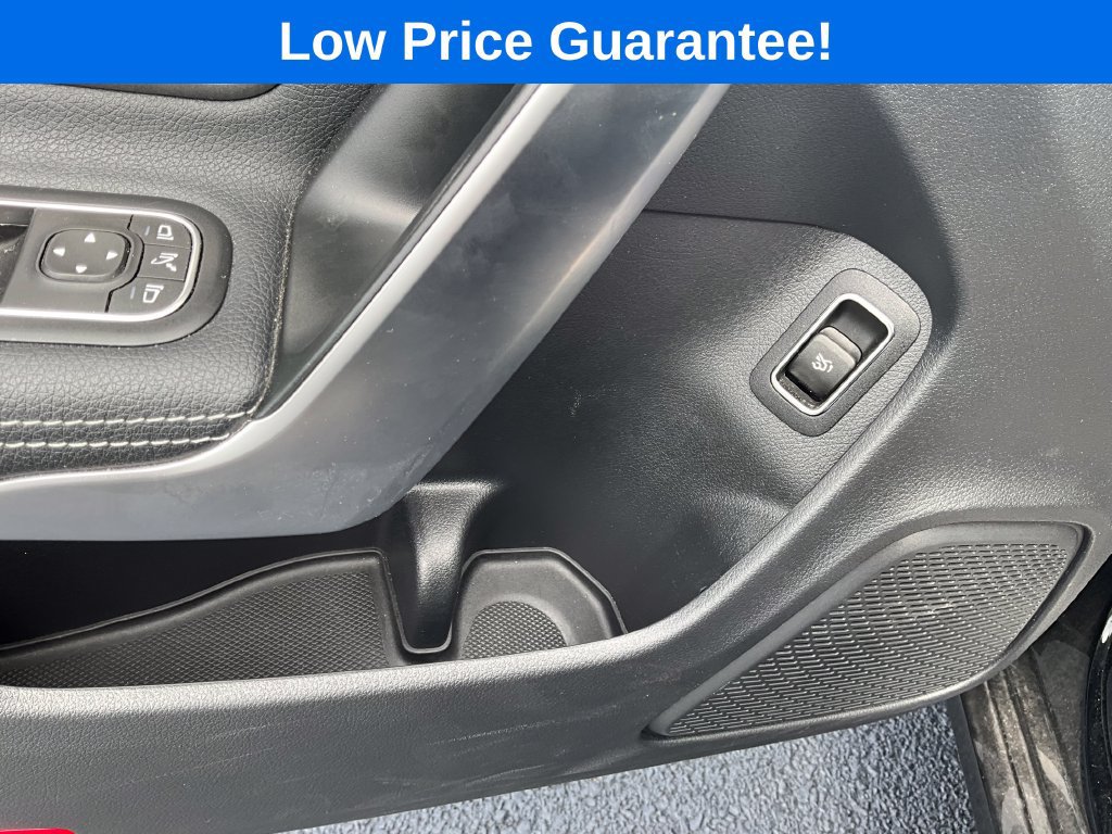 Used 2025 Mercedes-Benz CLA 250 4MATIC image 23