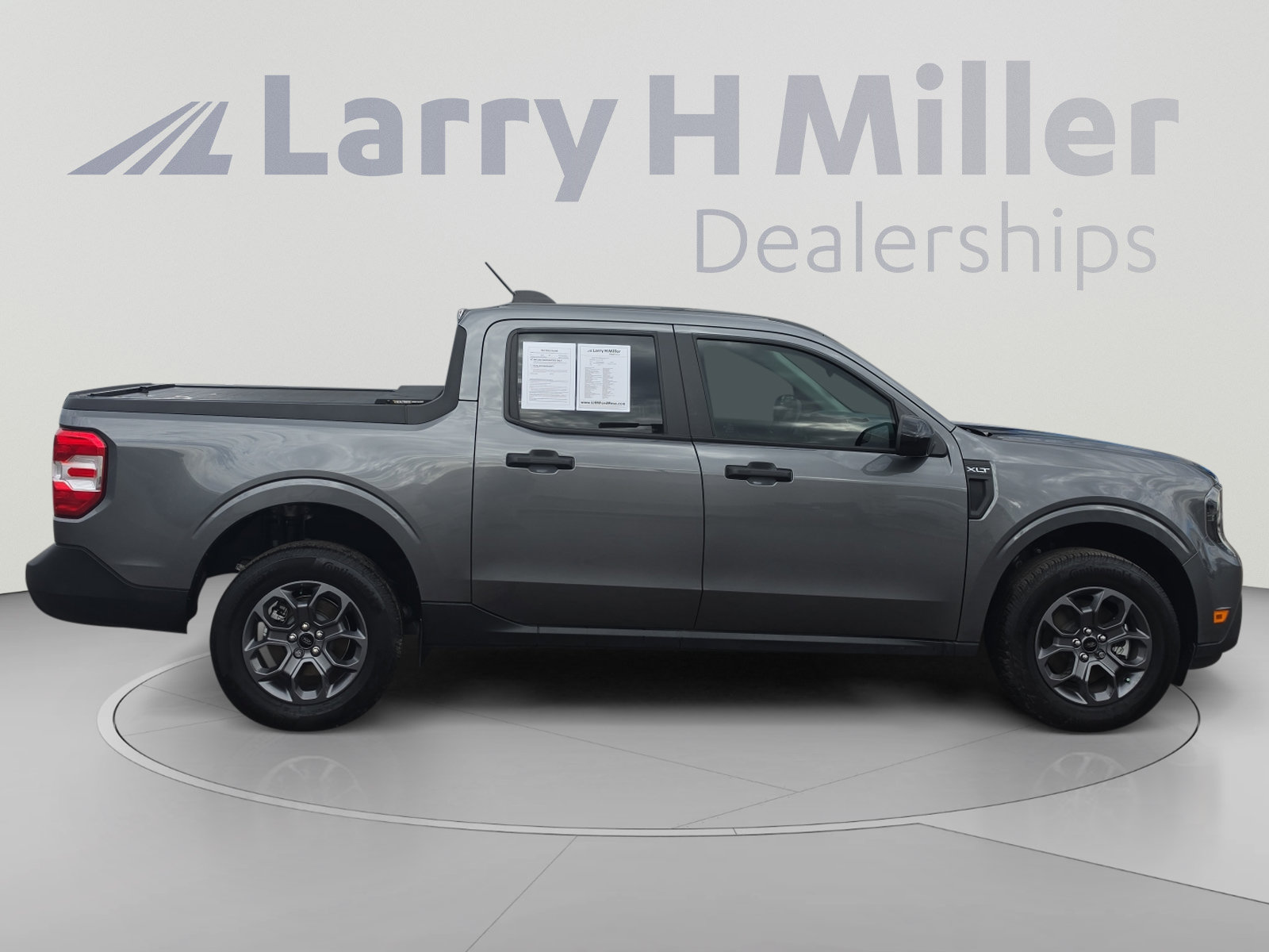 Certified 2025 Ford Maverick XLT w/ XLT Luxury Package FWD image 6