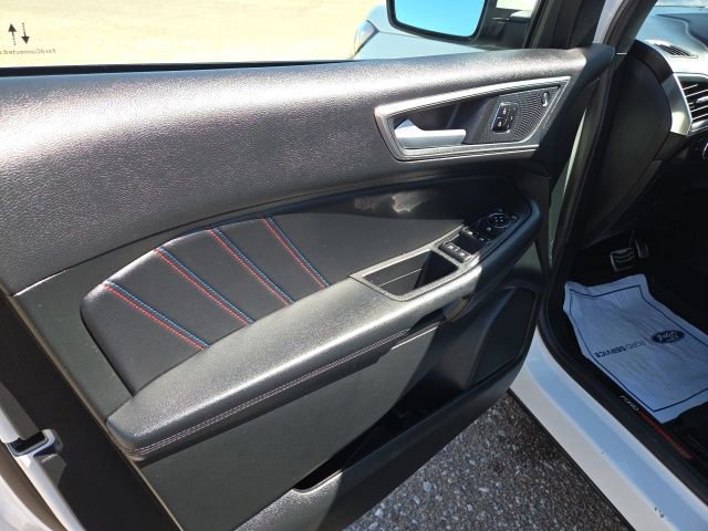 Certified 2024 Ford Edge ST w/ Equipment Group 401A image 23