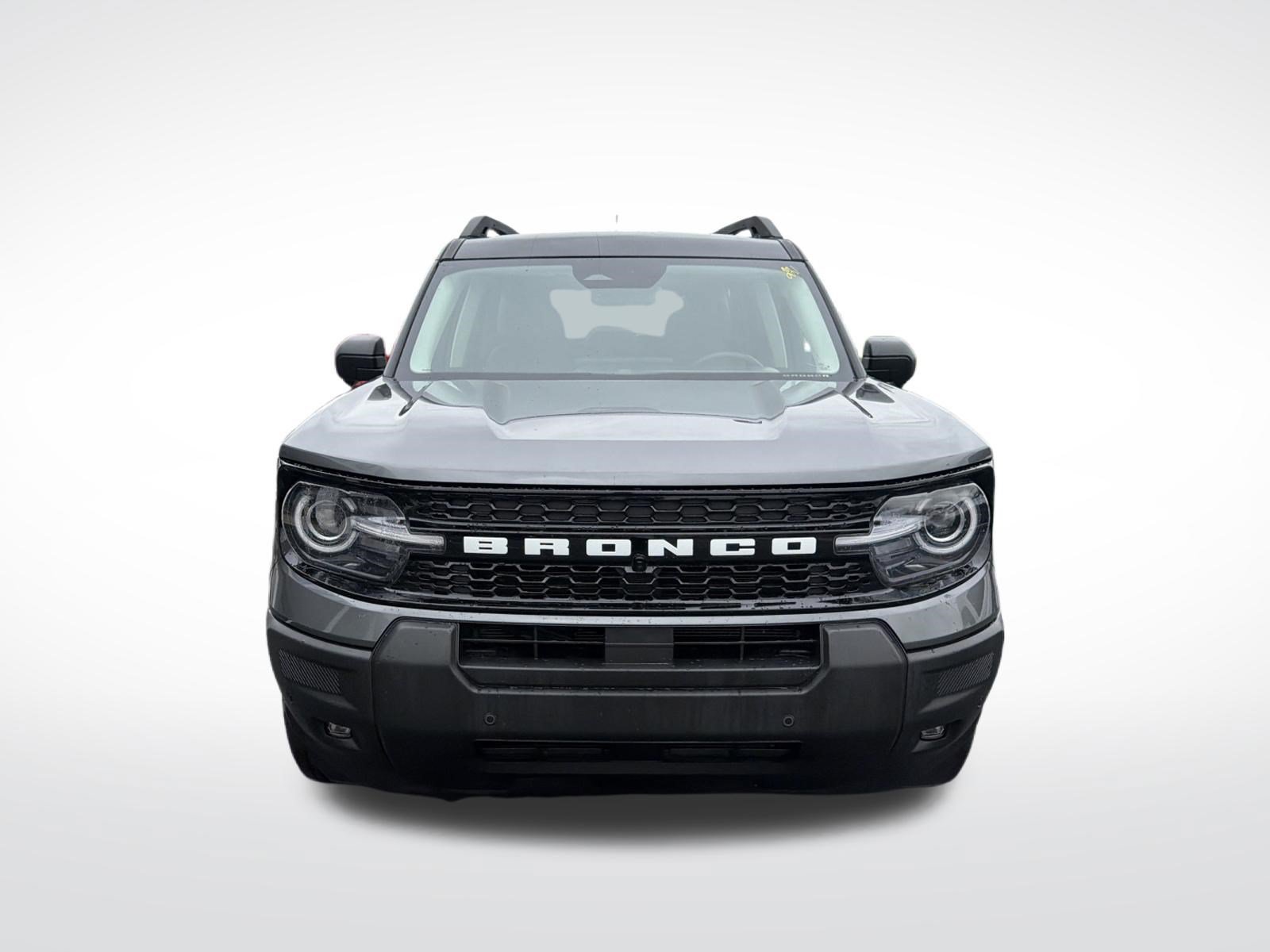 Certified 2025 Ford Bronco Sport Outer Banks w/ Outer Banks Tech Package+ AWD/4WD image 3