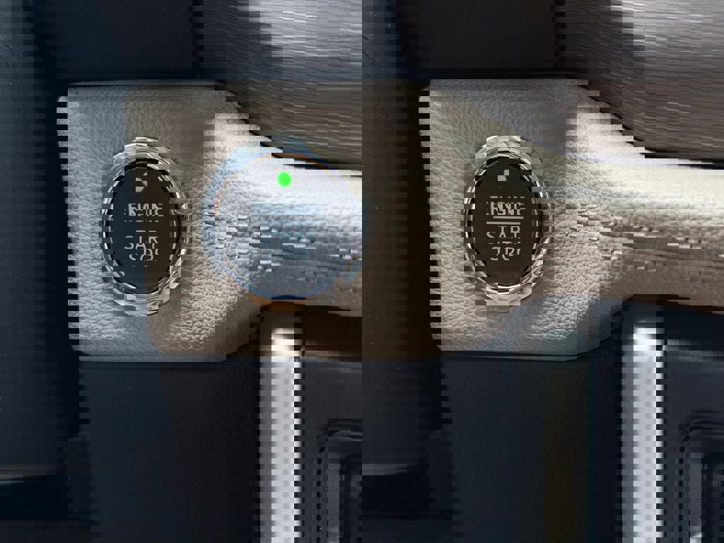 Certified 2024 Ford Expedition Limited image 44