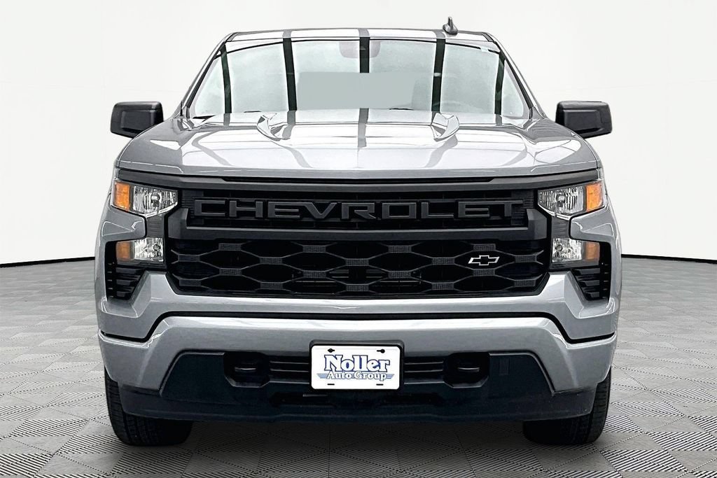Used 2023 Chevrolet Silverado 1500 Custom w/ LPO, Dark Essentials Package AWD/4WD image 3