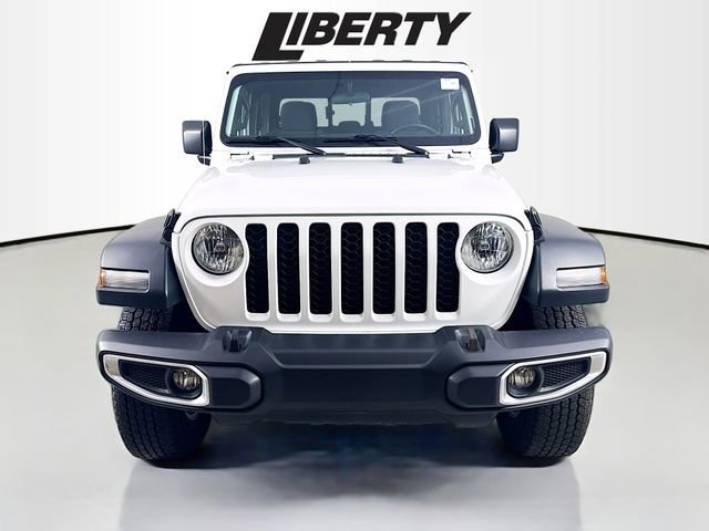Used 2023 Jeep Gladiator Sport image 8