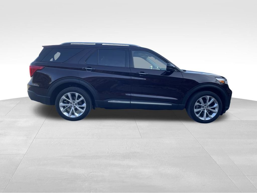 Certified 2022 Ford Explorer Platinum w/ Equipment Group 601A image 6