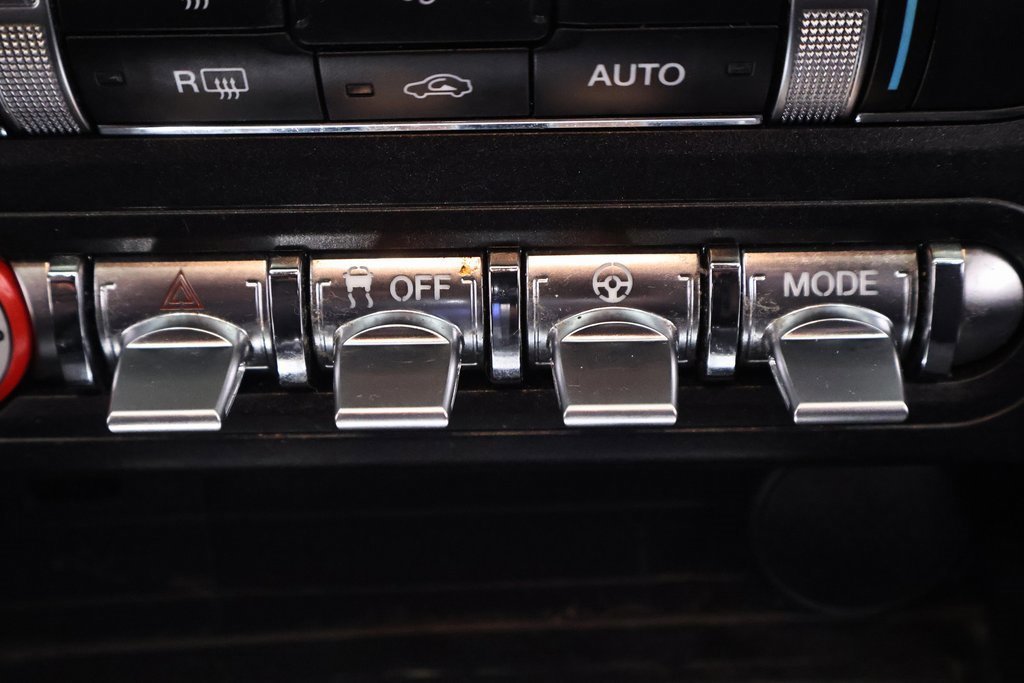 Certified 2018 Ford Mustang GT w/ Black Accent Package image 27