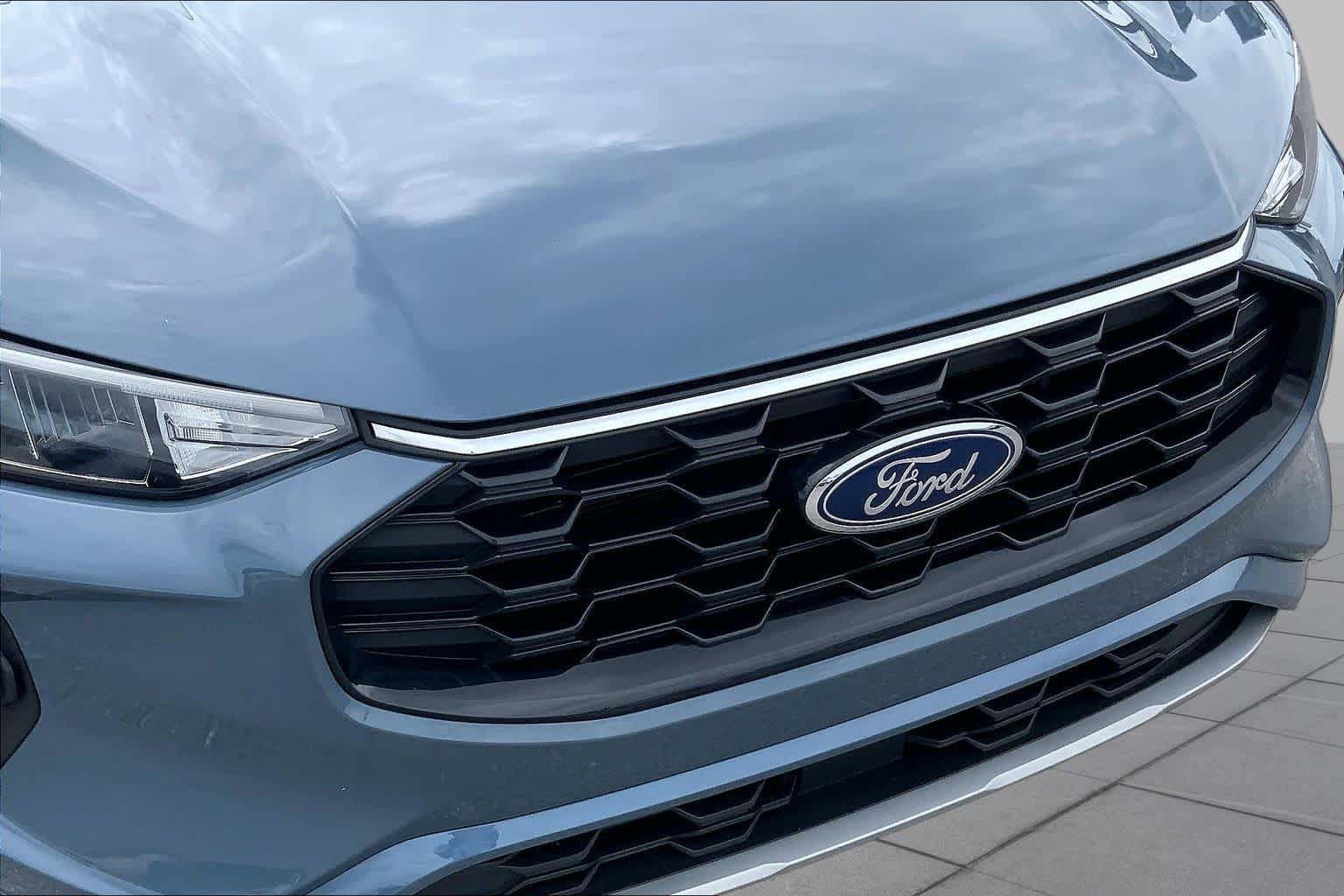 Certified 2023 Ford Escape ST-Line w/ Tech Pack #1 FWD image 29