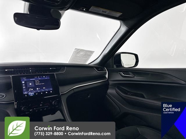 Used 2024 Jeep Grand Cherokee Altitude image 26