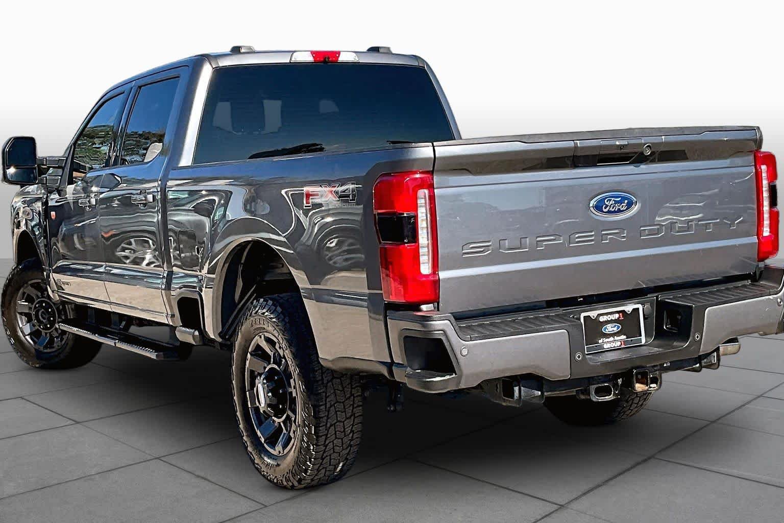 Certified 2024 Ford F250 XLT w/ XLT Premium Package AWD/4WD image 12