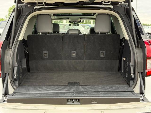 Certified 2025 Ford Expedition Active AWD/4WD image 6