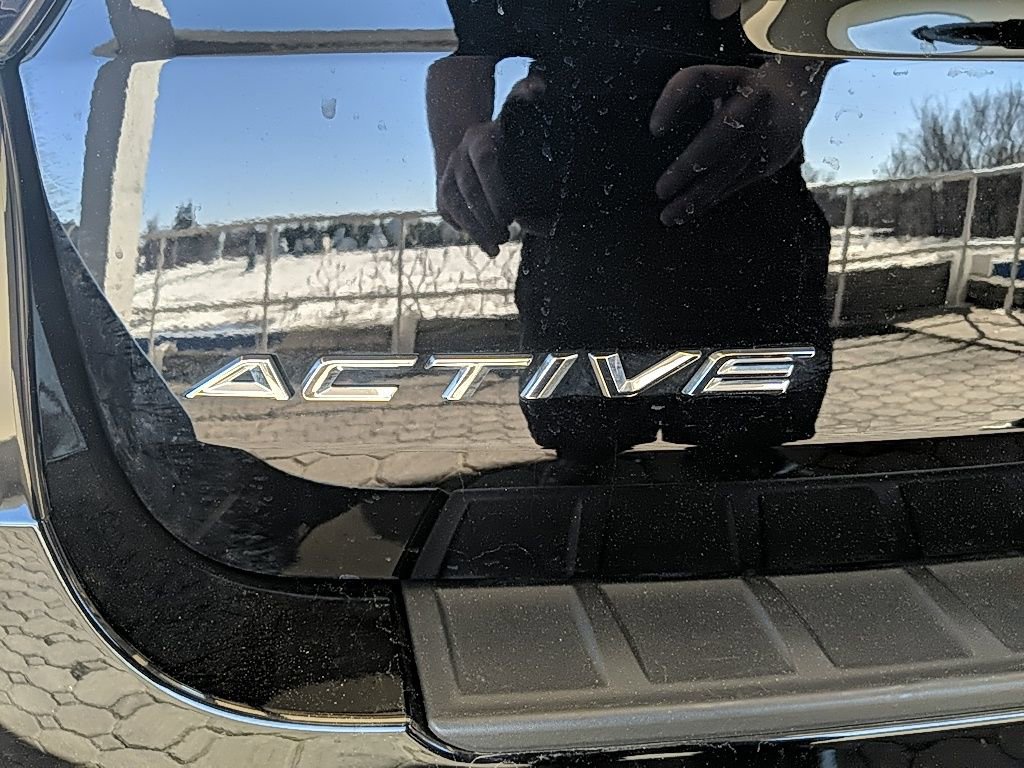 Certified 2025 Ford Explorer Active AWD/4WD image 8