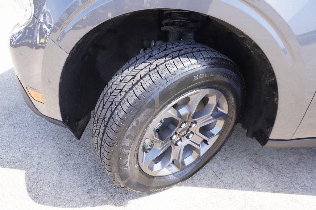 Certified 2023 Ford Maverick XLT image 28