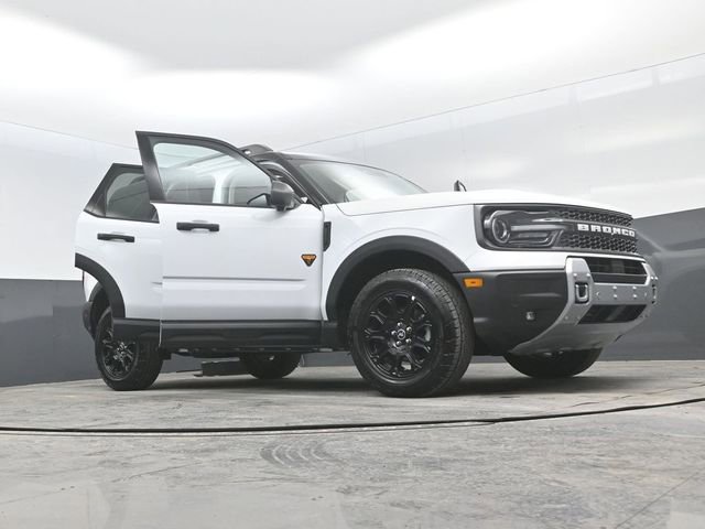 Certified 2025 Ford Bronco Sport Badlands AWD/4WD image 28