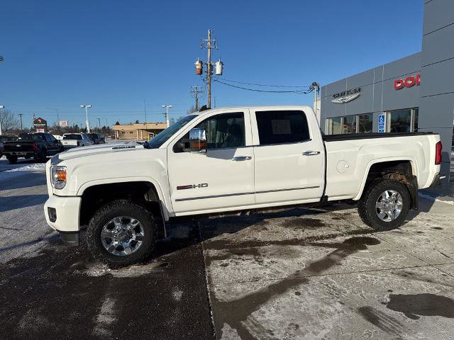 Used 2018 GMC Sierra 2500 SLT w/ Duramax Plus Package image 10