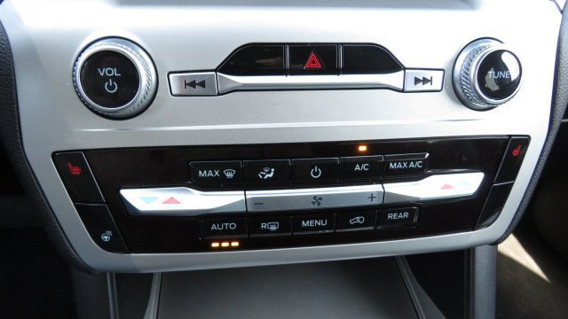 Certified 2022 Ford Explorer XLT w/ Equipment Group 202A image 20