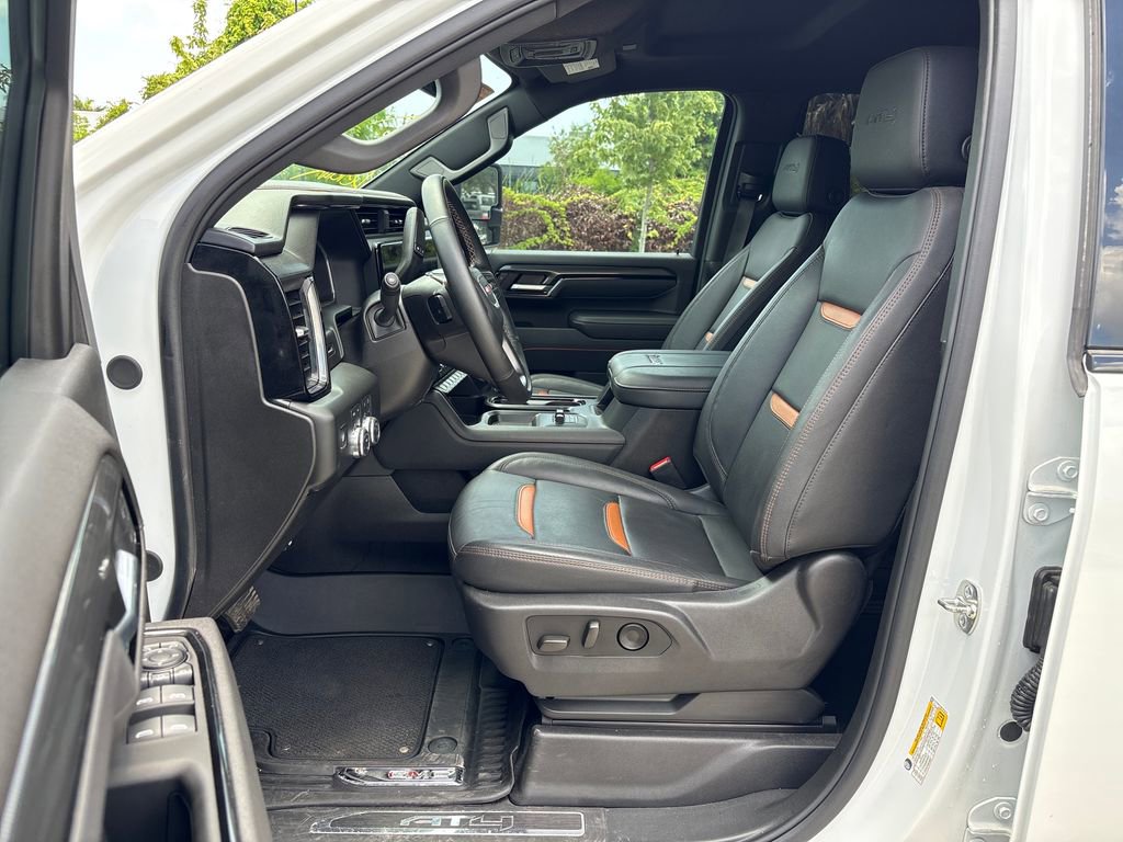 Used 2025 GMC Sierra 2500 AT4 AWD/4WD image 31