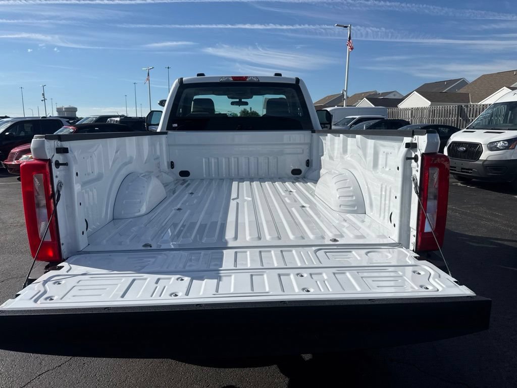 Certified 2025 Ford F350 XL w/ Snow Plow Prep Package AWD/4WD image 30