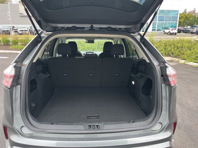 Certified 2022 Ford Edge SE w/ Black Appearance Package image 18