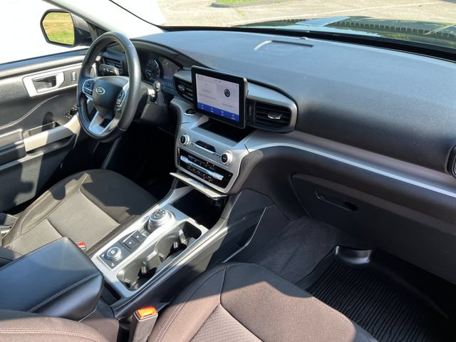 Certified 2022 Ford Explorer XLT AWD/4WD image 40