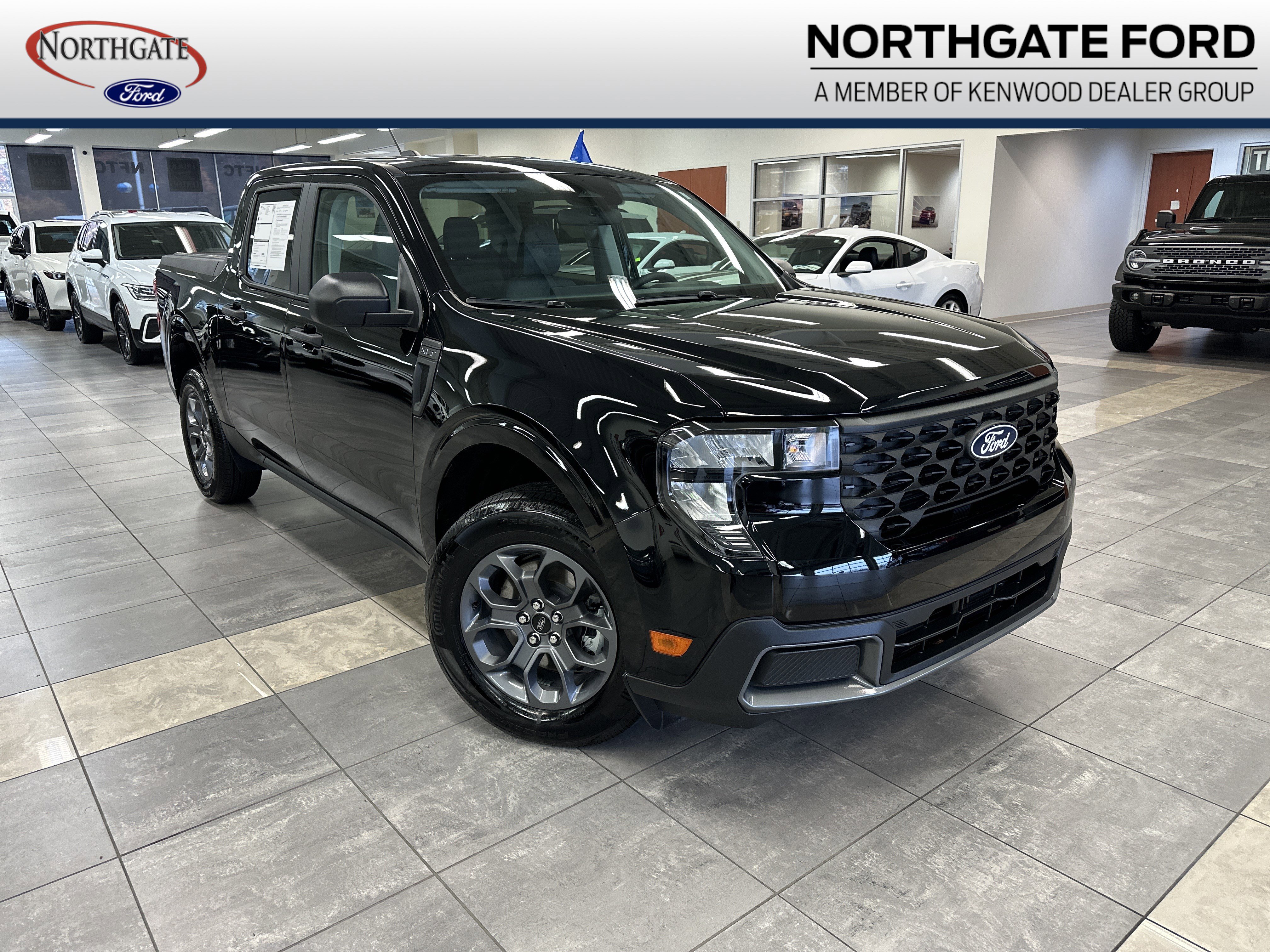 Certified 2025 Ford Maverick XLT w/ Equipment Group 302A