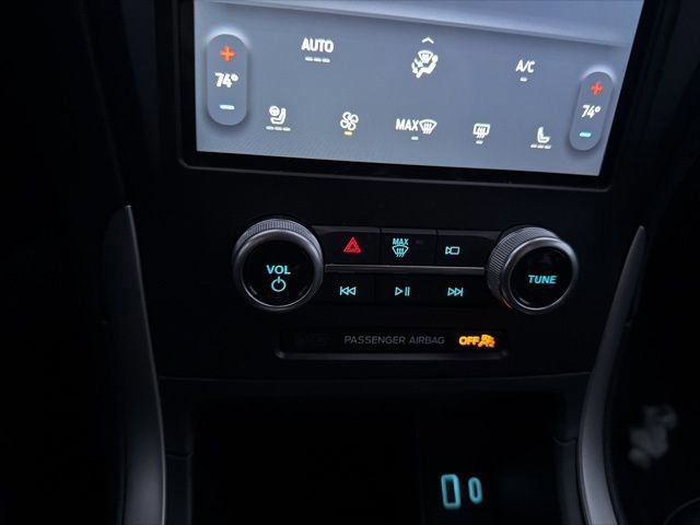 Certified 2021 Ford Edge SEL w/ Convenience Package image 25