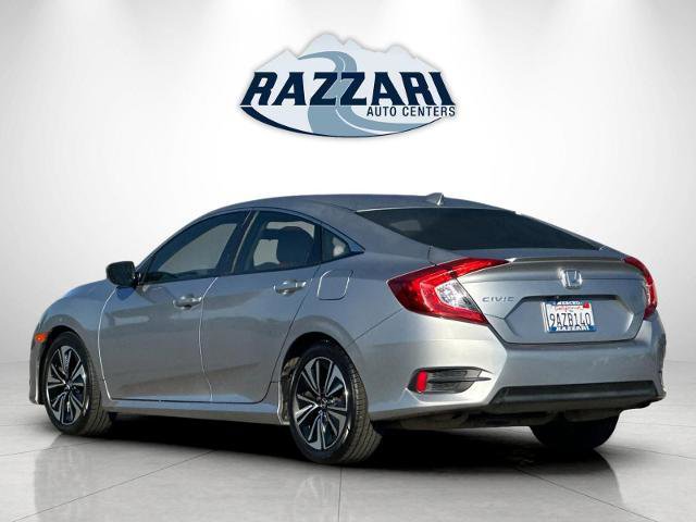 Used 2018 Honda Civic EX-T image 3