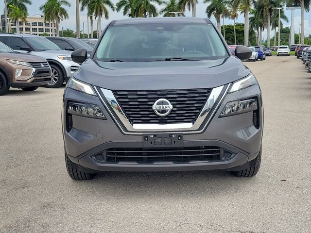 Used 2021 Nissan Rogue S FWD image 2