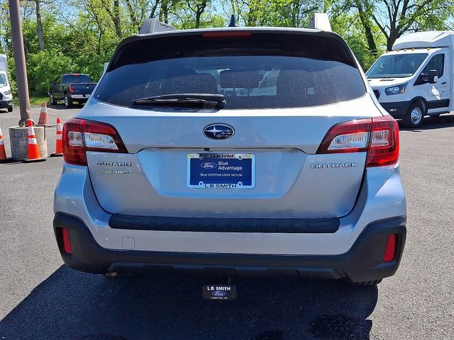 Used 2019 Subaru Outback 2.5i Premium w/ Popular Package #2 AWD/4WD image 3