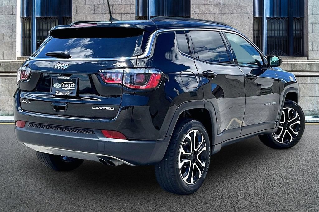 Used 2022 Jeep Compass Limited AWD/4WD image 11