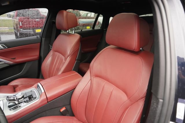 Used 2021 BMW X6 M50i w/ Executive Package AWD/4WD image 10
