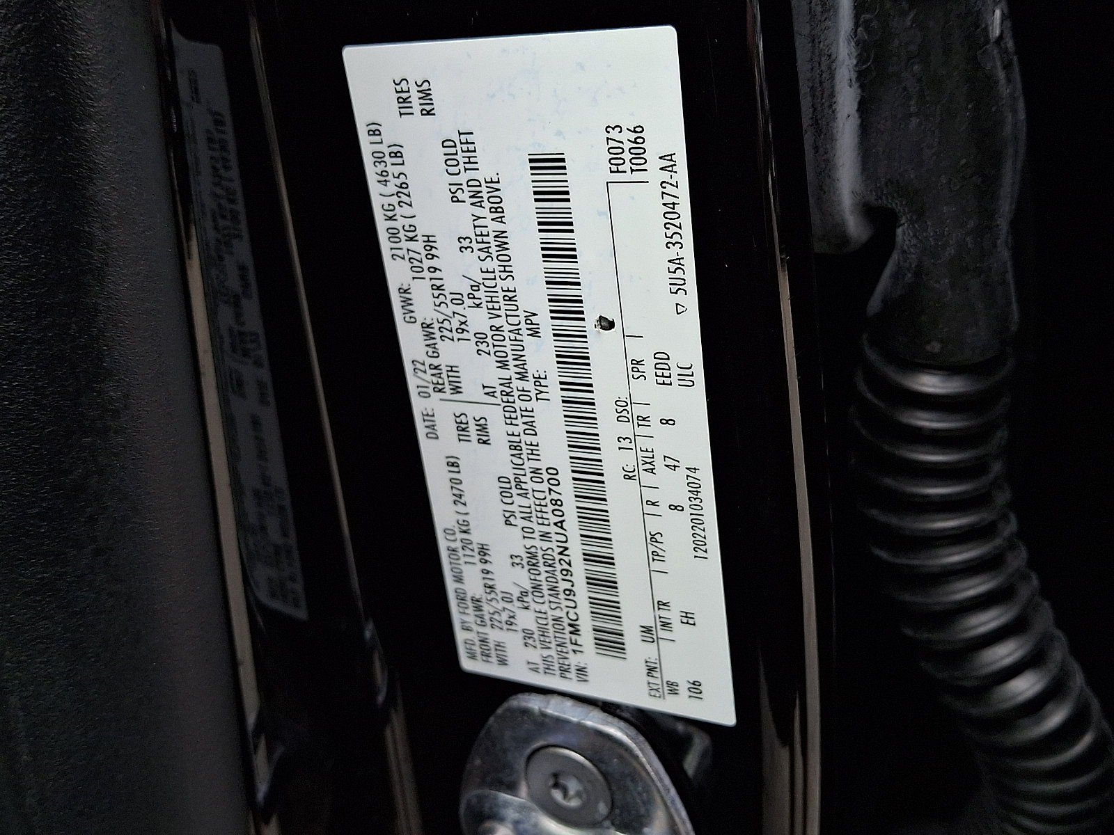 Certified 2022 Ford Escape Titanium AWD/4WD image 29