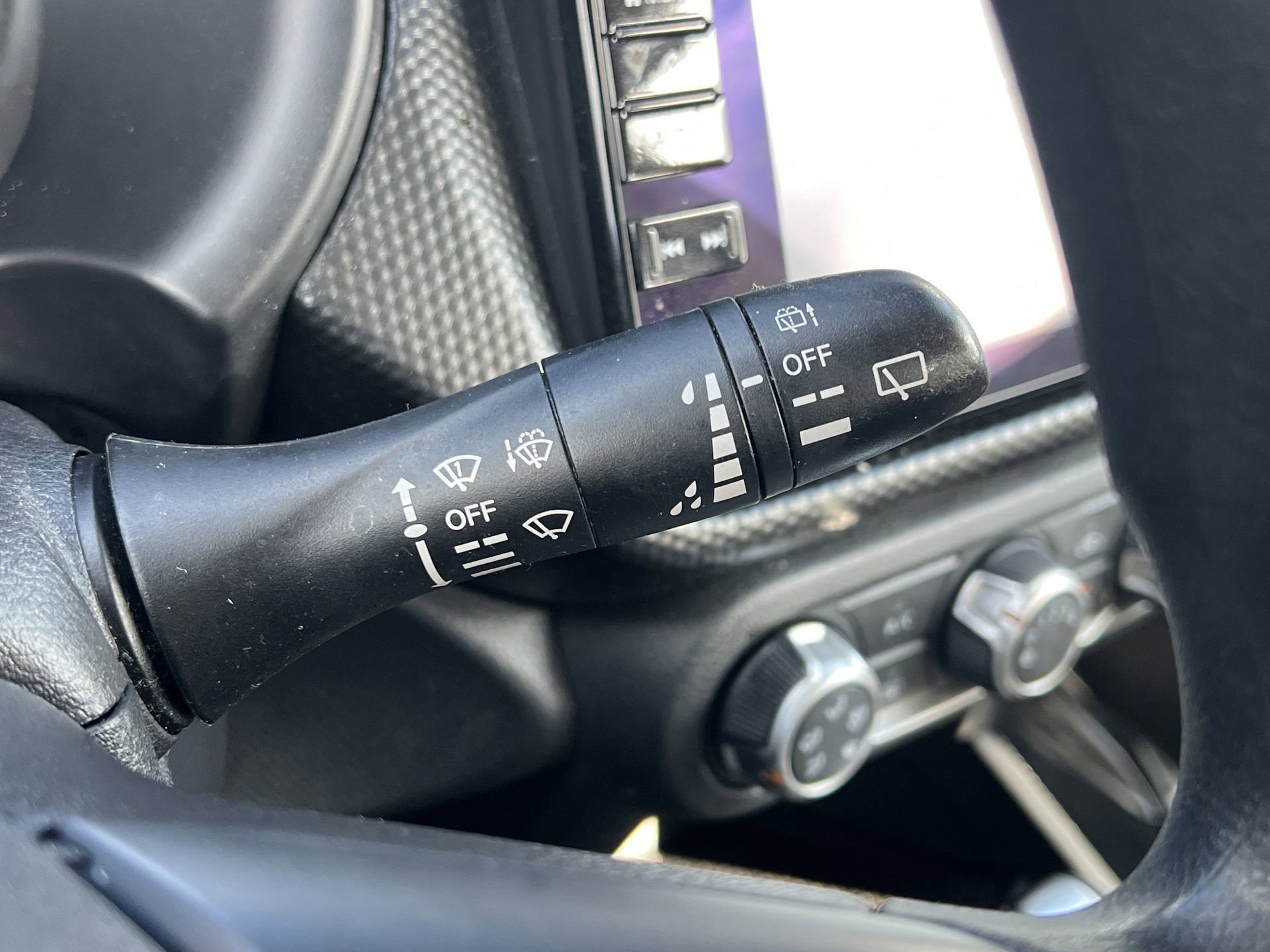 Used 2024 Nissan Kicks SV w/ Interior Electronics Package image 14