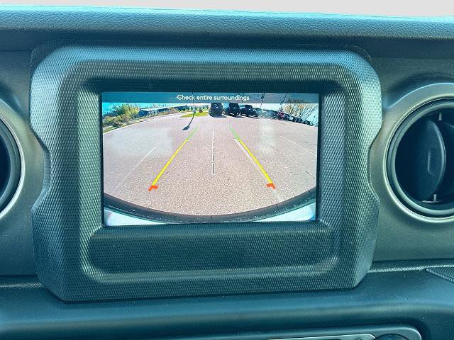 Used 2023 Jeep Wrangler Sport AWD/4WD image 11
