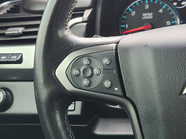 Used 2019 Chevrolet Suburban Premier RWD image 28