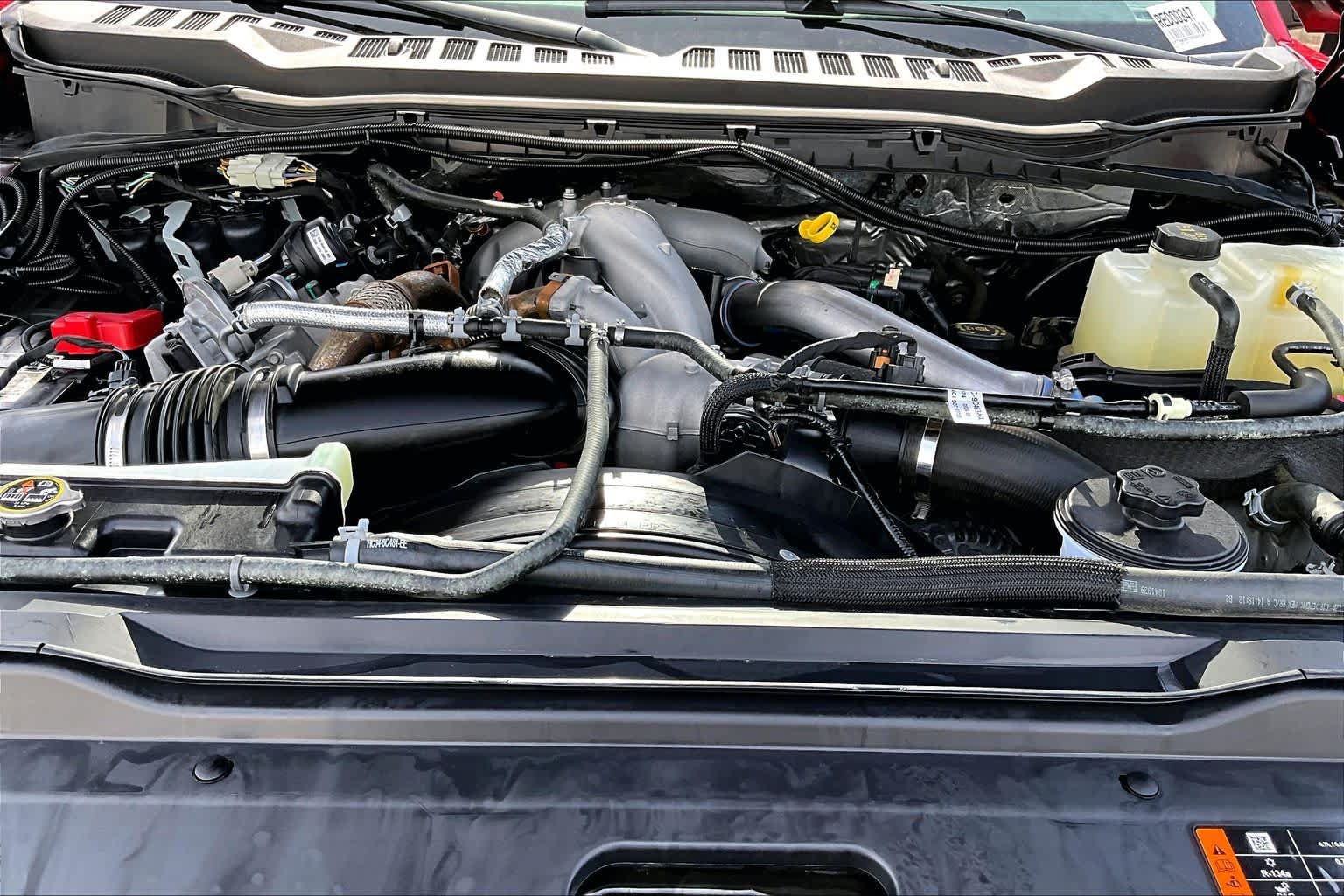 Certified 2024 Ford F250 Lariat w/ Lariat Ultimate Package AWD/4WD image 32