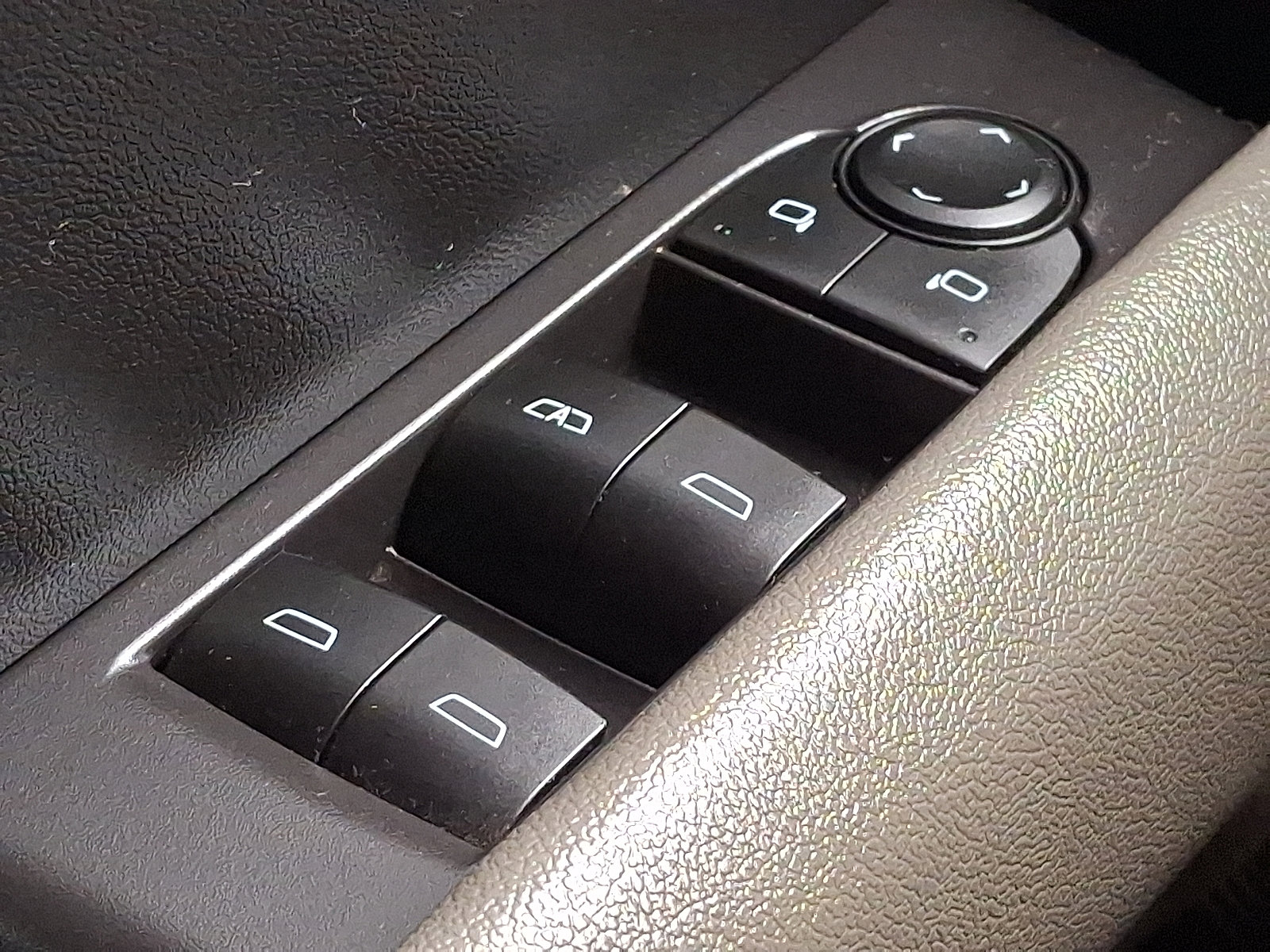 Used 2023 Chevrolet Colorado ZR2 image 24