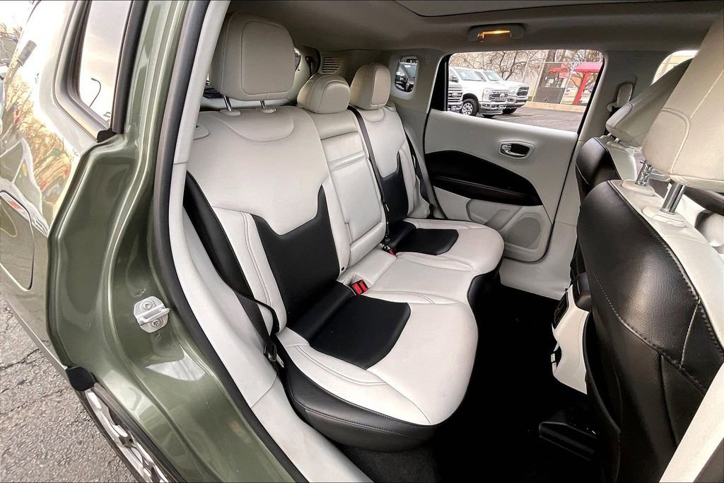 Used 2018 Jeep Compass Limited w/ Navigation Group image 24