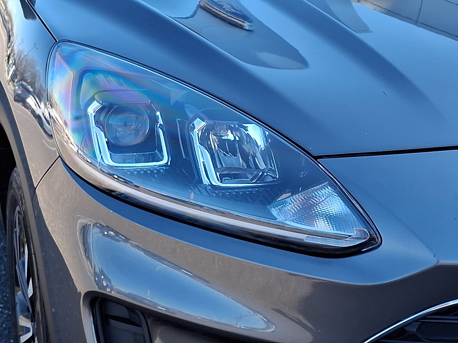 Certified 2022 Ford Escape SE w/ SE Sport Appearance Package image 9