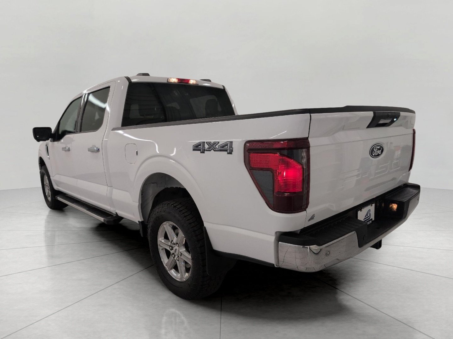Certified 2024 Ford F150 XLT w/ Tow/Haul Package AWD/4WD image 8