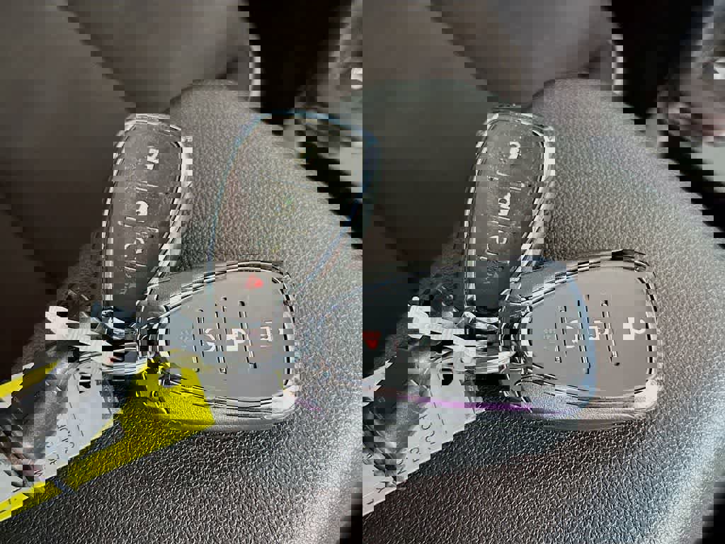 Used 2023 Chevrolet TrailBlazer LT w/ Convenience Package image 24