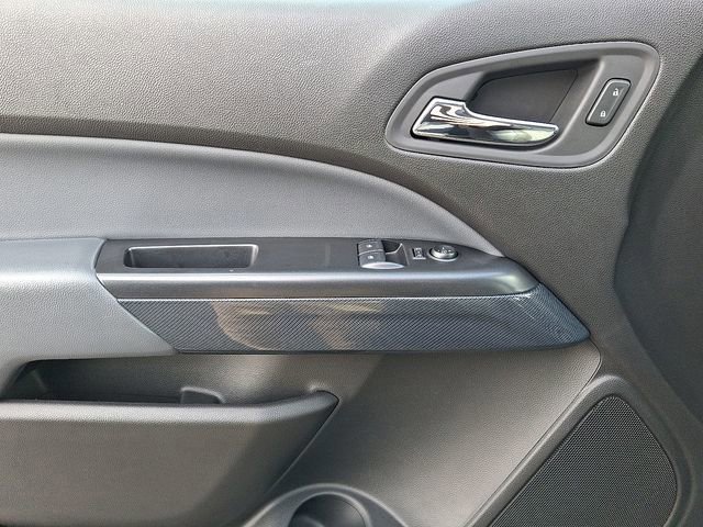 Used 2018 Chevrolet Colorado Z71 image 12