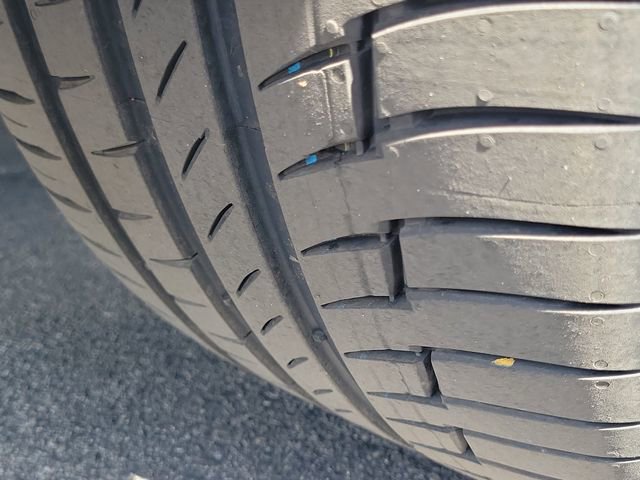 Used 2022 BMW X6 xDrive40i w/ Executive Package image 31