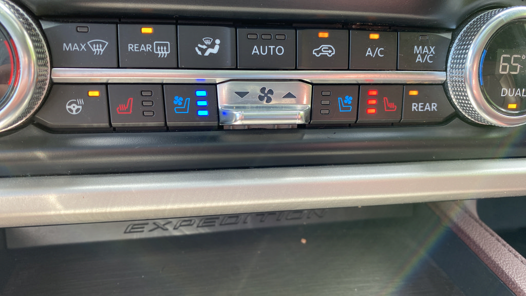 Certified 2024 Ford Expedition Max Limited AWD/4WD image 20