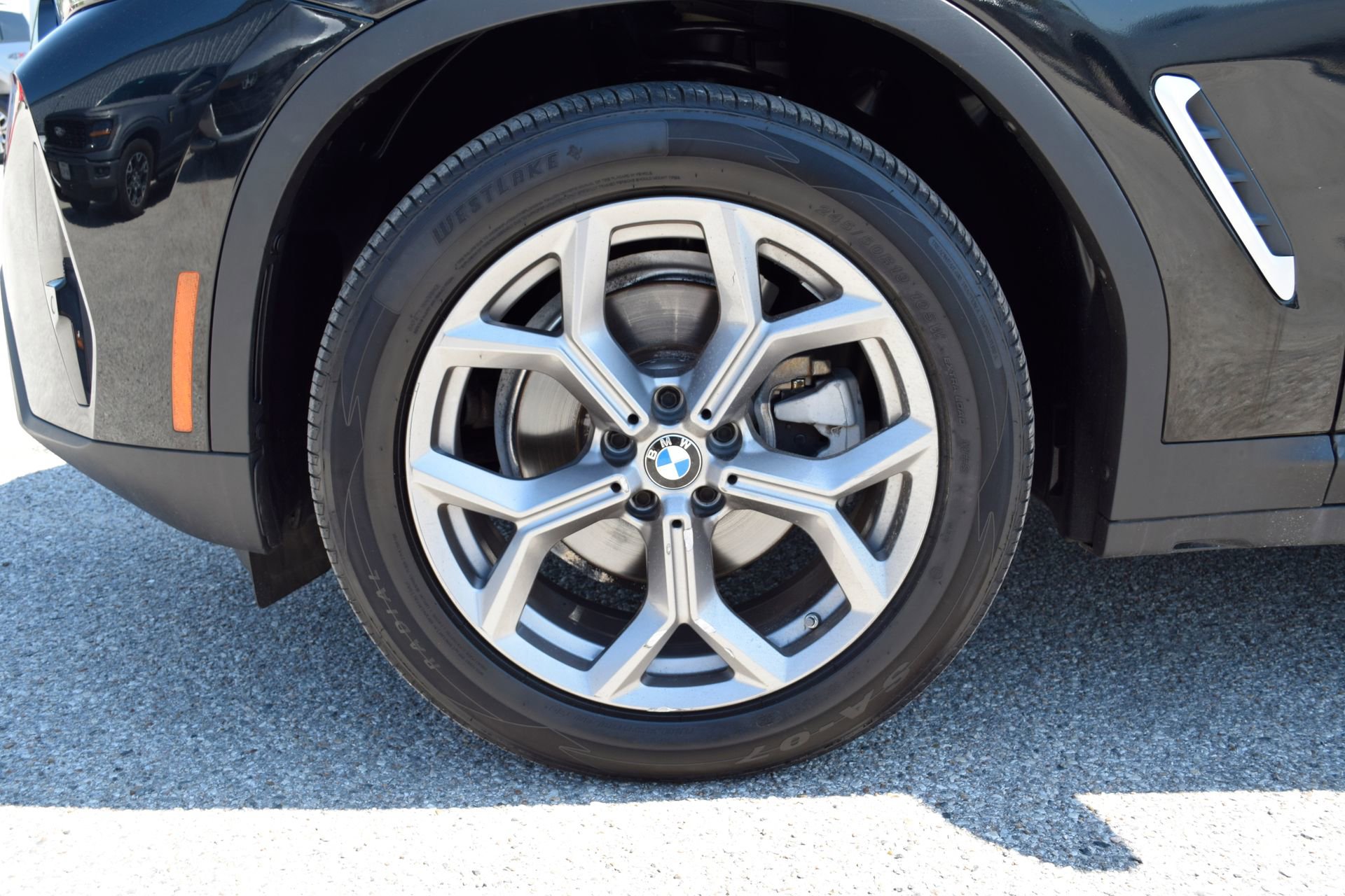 Used 2024 BMW X3 sDrive30i RWD image 25