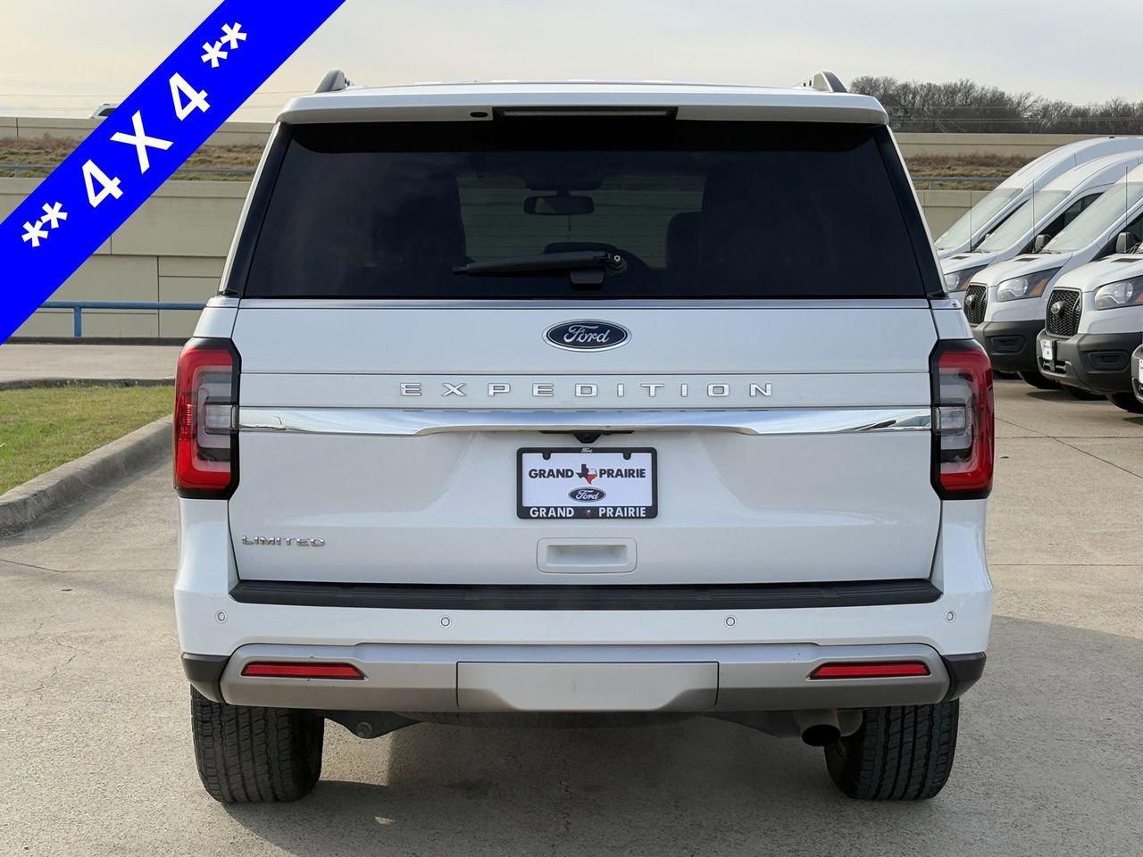 Certified 2024 Ford Expedition Limited image 5