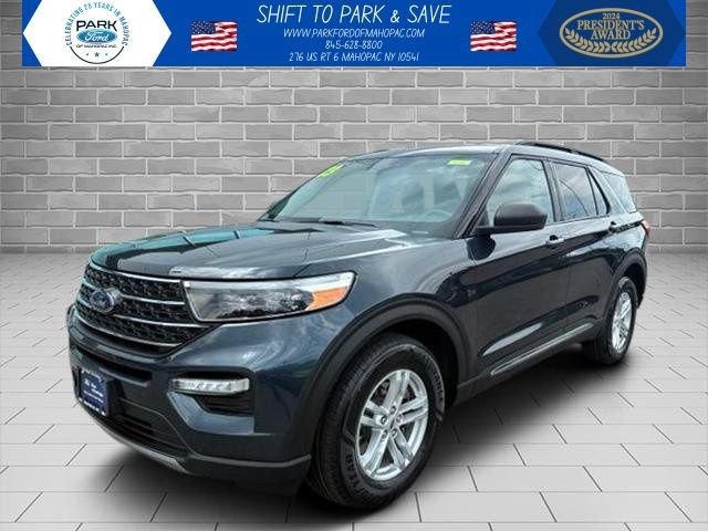 Certified 2023 Ford Explorer XLT w/ Equipment Group 202A AWD/4WD image 1