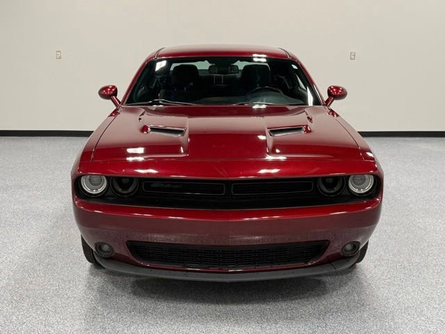 Used 2020 Dodge Challenger SXT w/ Blacktop Package RWD image 4