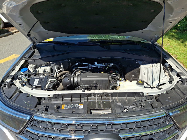 Certified 2023 Ford Explorer XLT w/ Equipment Group 202A AWD/4WD image 28