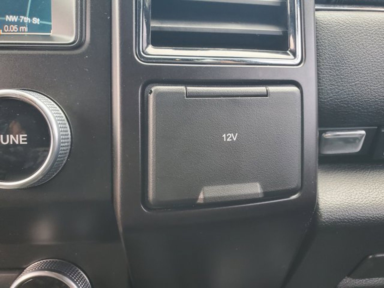 Certified 2021 Ford Expedition Max Limited image 27