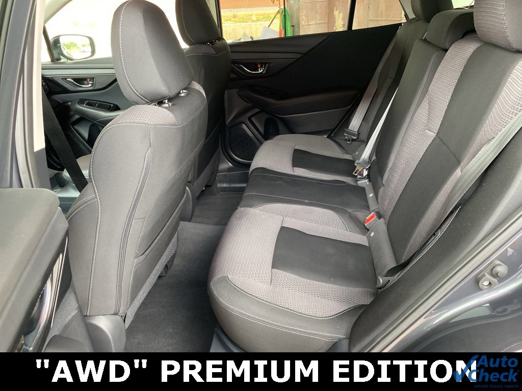 Used 2024 Subaru Outback Premium image 19